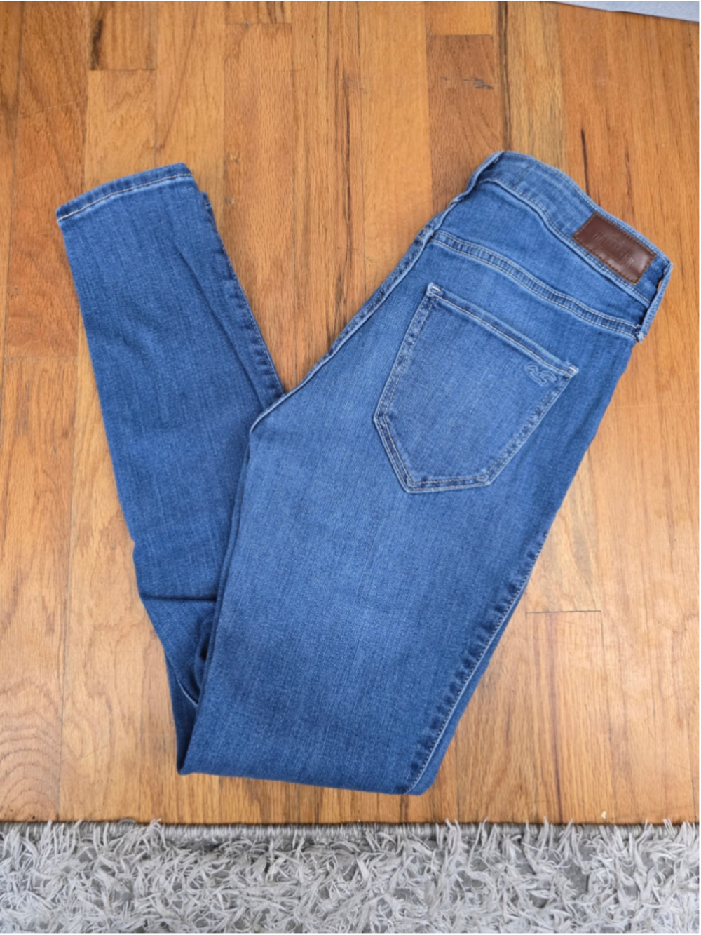 Women's Hollister High-Rise Super Skinny Jeans Size 5 Blue